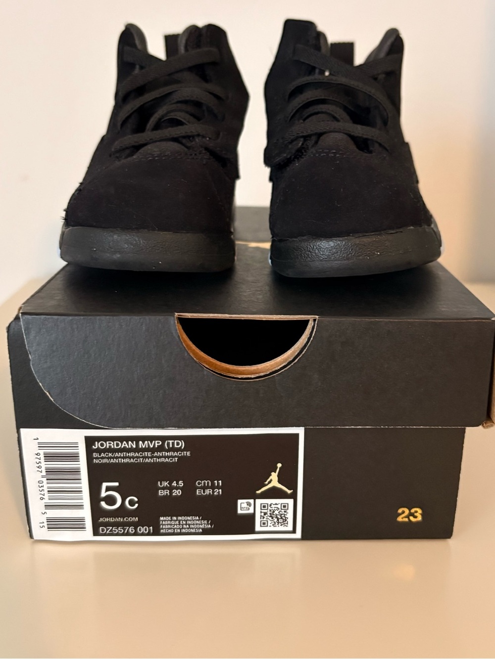 Jordan Toddler MVP Sneakers in Black 5c